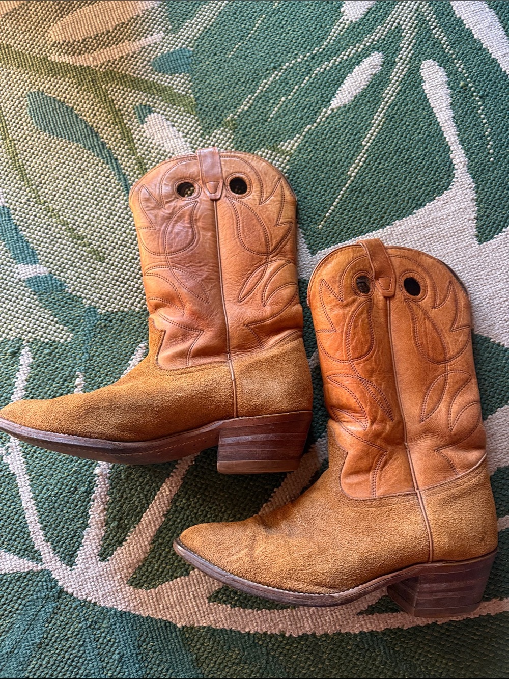 Vintage cognac leather suede pull on Cowboy Boots 10.5